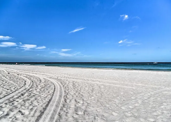W/ Easy Access To Indian Rocks Beach! *