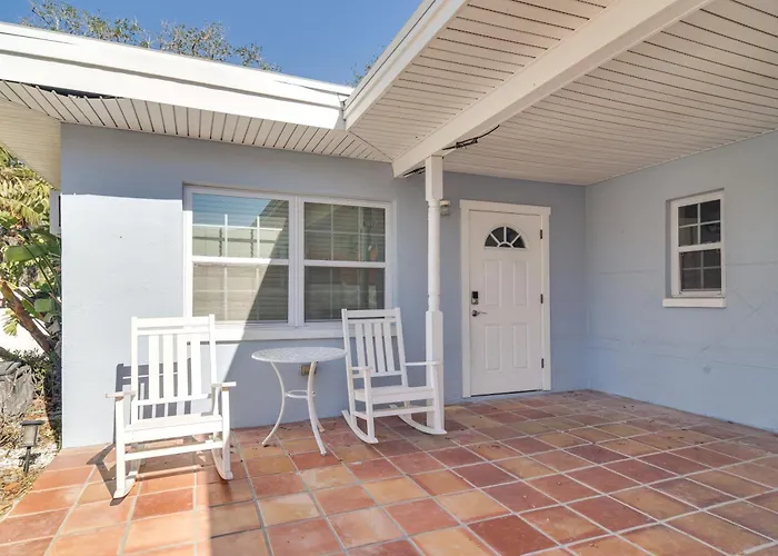 Apartment W/ Easy Access To Indian Rocks Beach! *